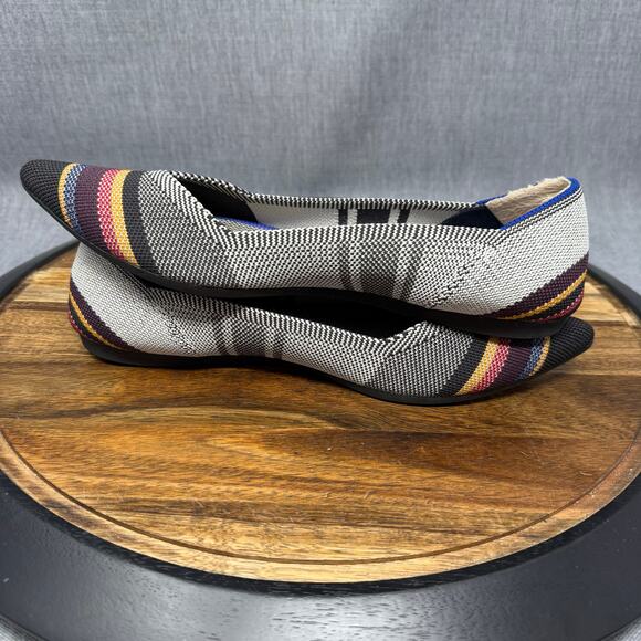 Stylish Women's Striped Flats - Picture 5 of 7
